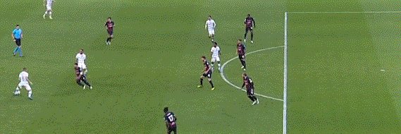 1665521382123081210.gif 动画 (4224).gif